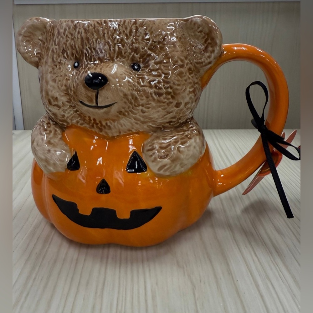 TEDDY BEAR In A PUMPKIN Halloween/ Fall Mug
